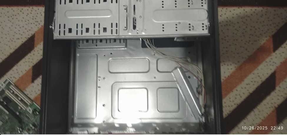 Дъно, РАМ, Процесор - FX6350 + 16GB RAM + ASRock 970DE3/U3S3 + кутия