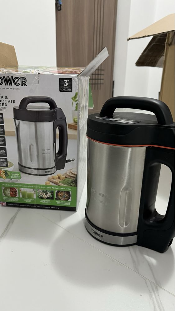 Blender cu functie de Preparat Supa si Smoothie Tower nou cu cutie