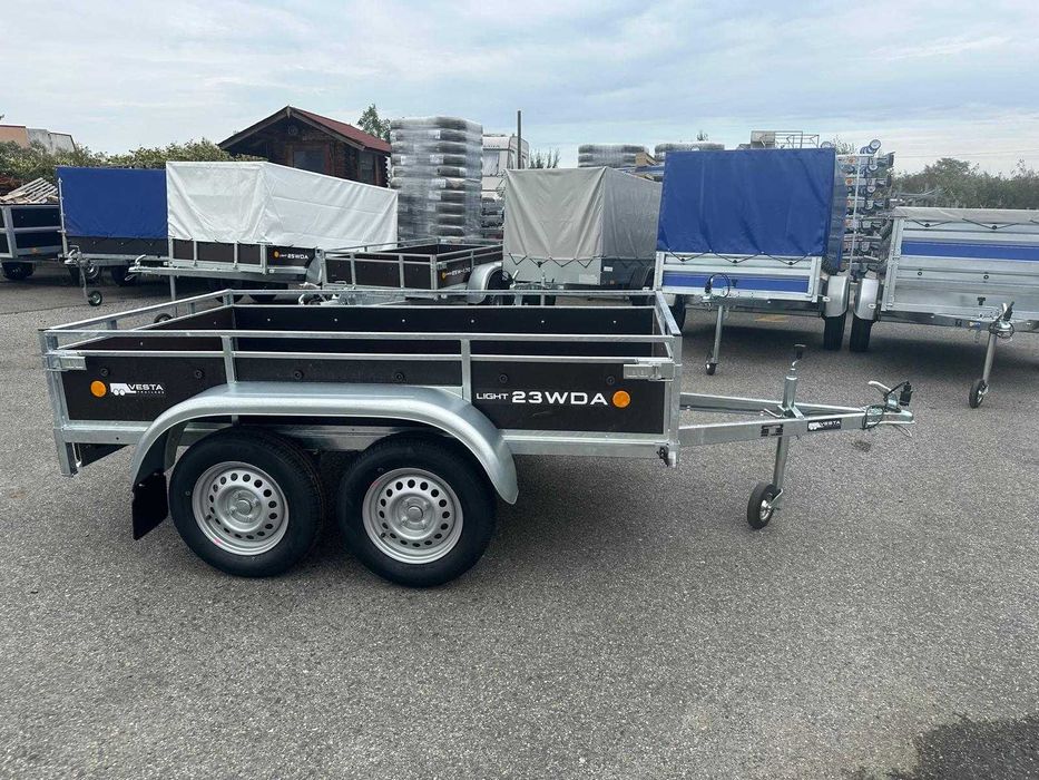 Remorca Cluj/ 750 Kg * 2 Axe: Dimensiuni 235 (300)* 135 (150)* 400 cm!