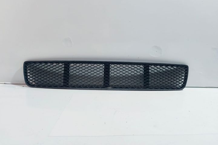 Grila bara fata 6N0853677F Volkswagen VW Polo a 3-a generatie 6N (fac