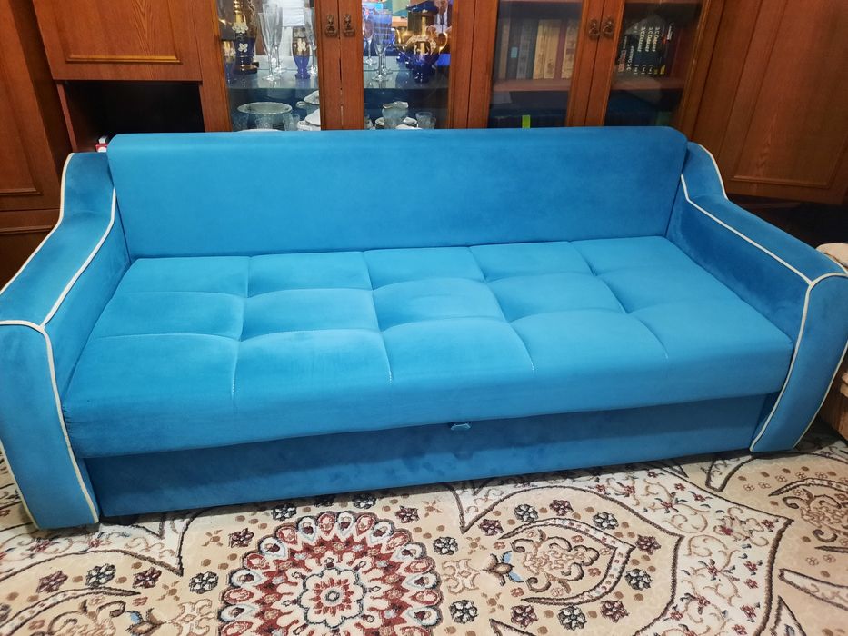 Продам диван,в хорошом состоянии