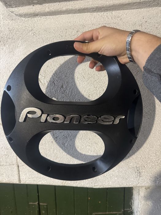 кутия за бас каса 12 инч.