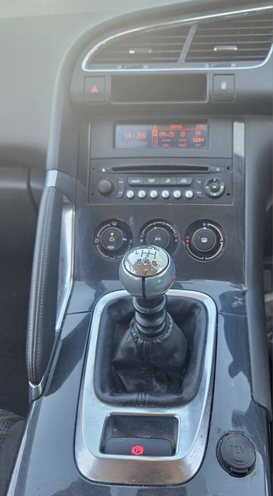 Пежо 3008 1.6 хди 112кс на части Peugeot 3008 1.6 active hdi 112ks