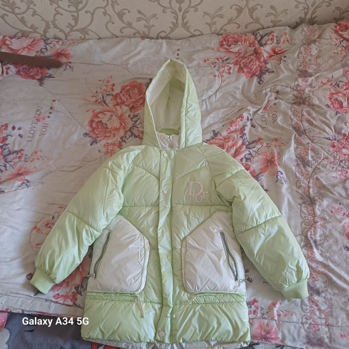 Продам куртку демисезонную