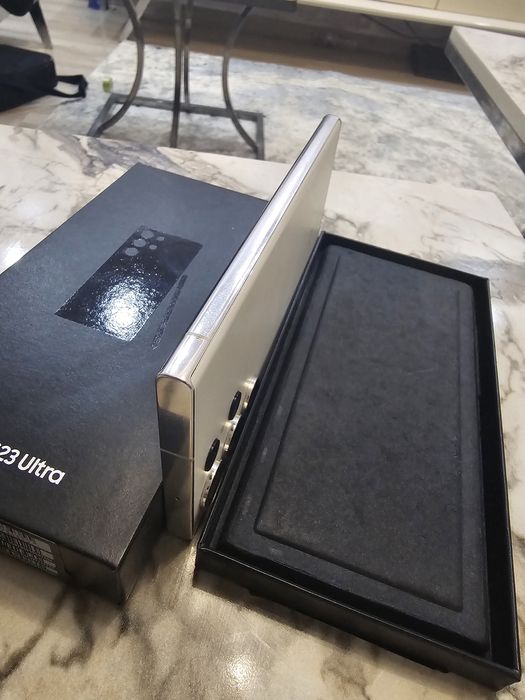S23 Ultra New Като Нов