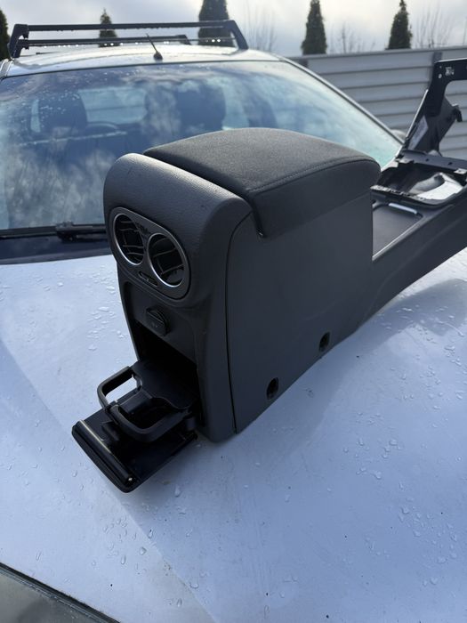 cotiera vw tiguan 2011 dezmembrari vw