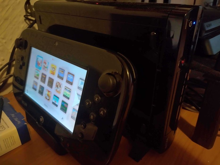 Nintendo Wii U конзола с 500GB външен хард, много игри и аксесоари