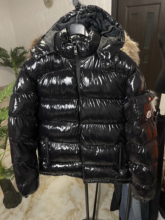 Geaca Moncler Neagră cu guler