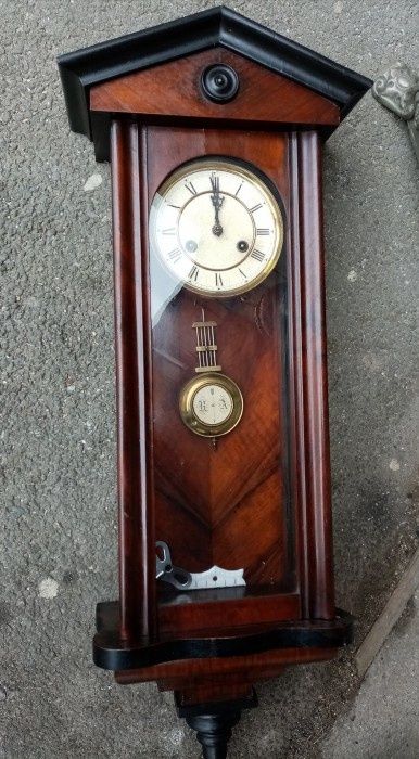 Pendula, ceas de perete antic perioada anilor 1900 inceput cu întoarce