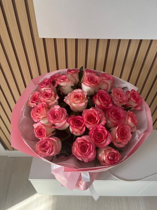 Цвет роза 25штук