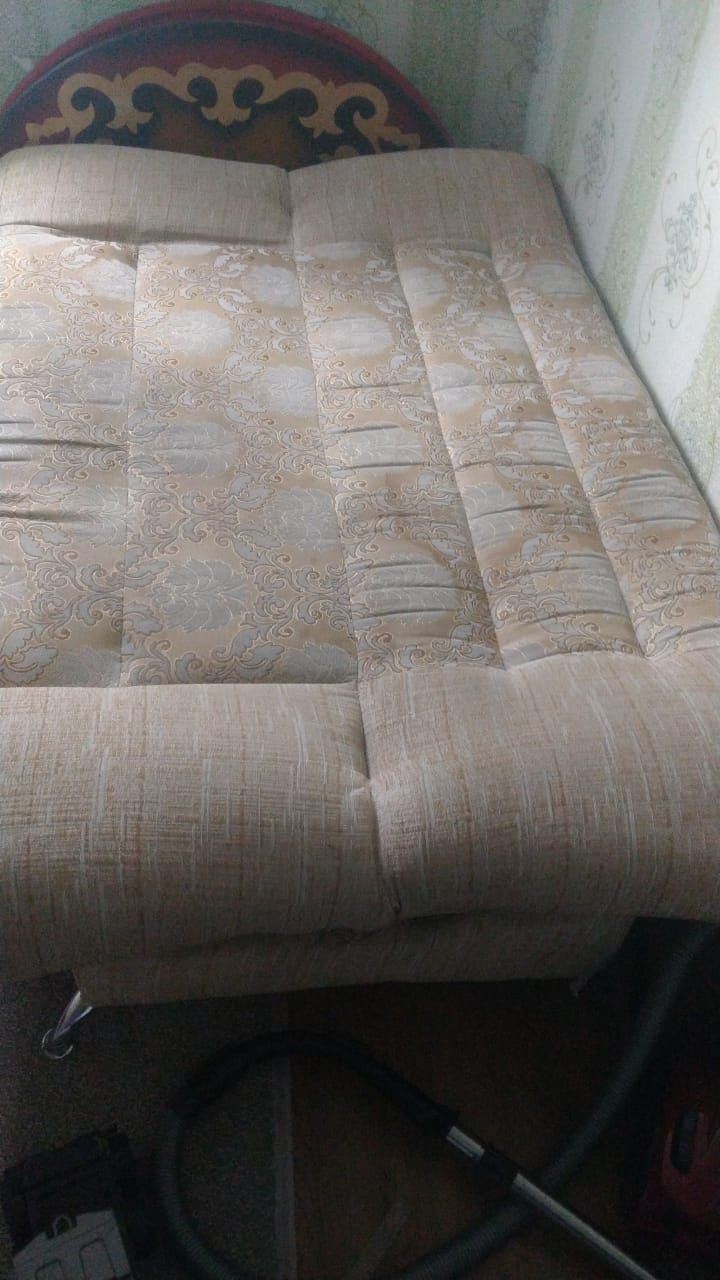 Продам раскладной диван