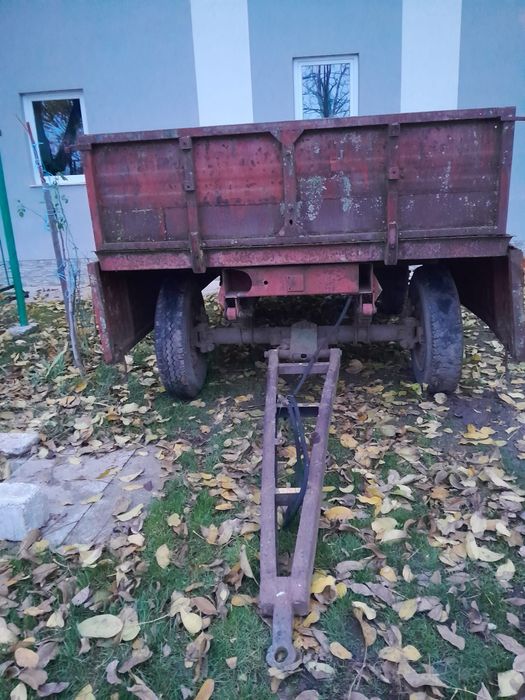 Vând remorca Tractor 5 tone