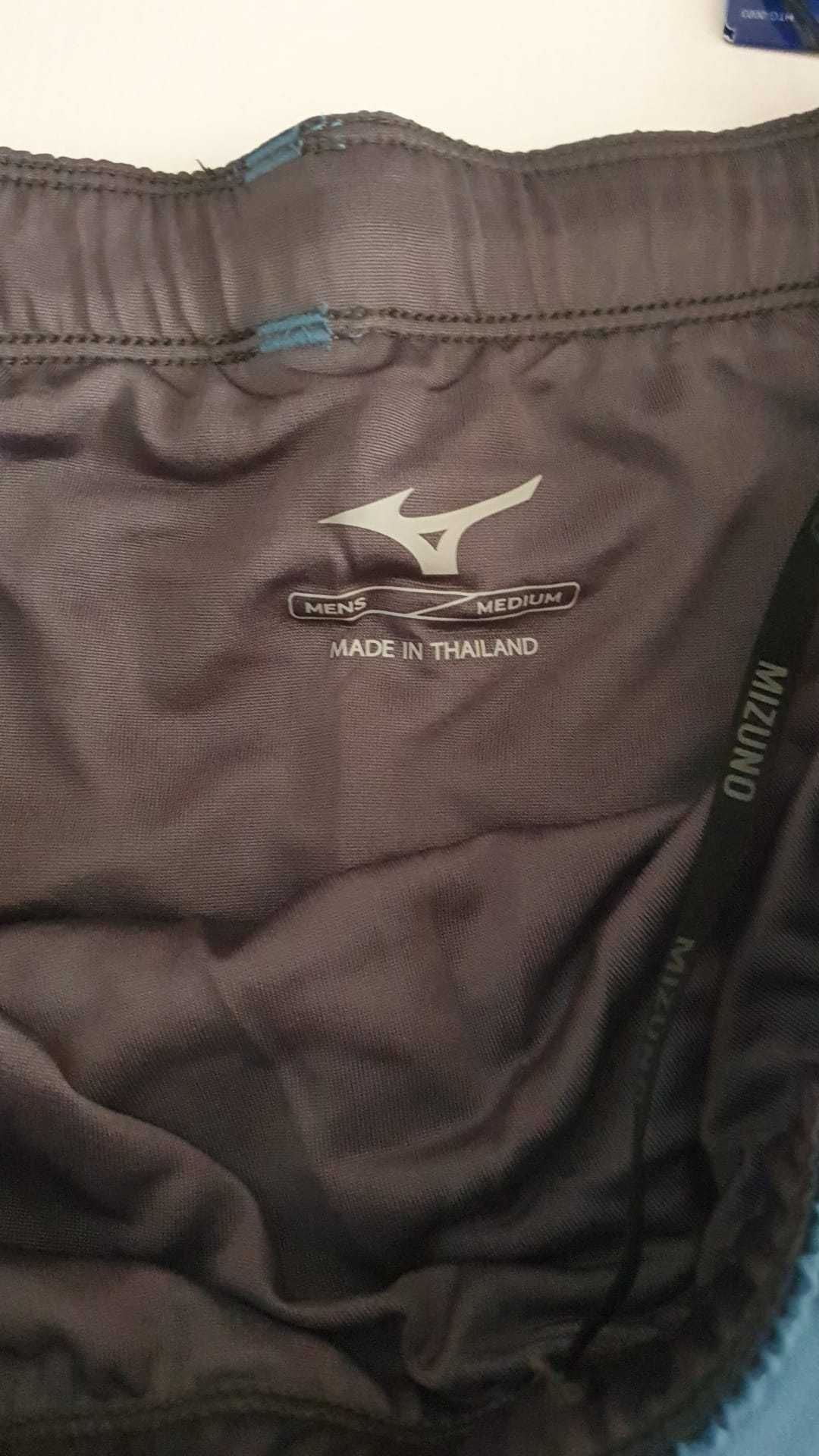 Vand short barbat Mizuno masura  L si XXL  originali noi