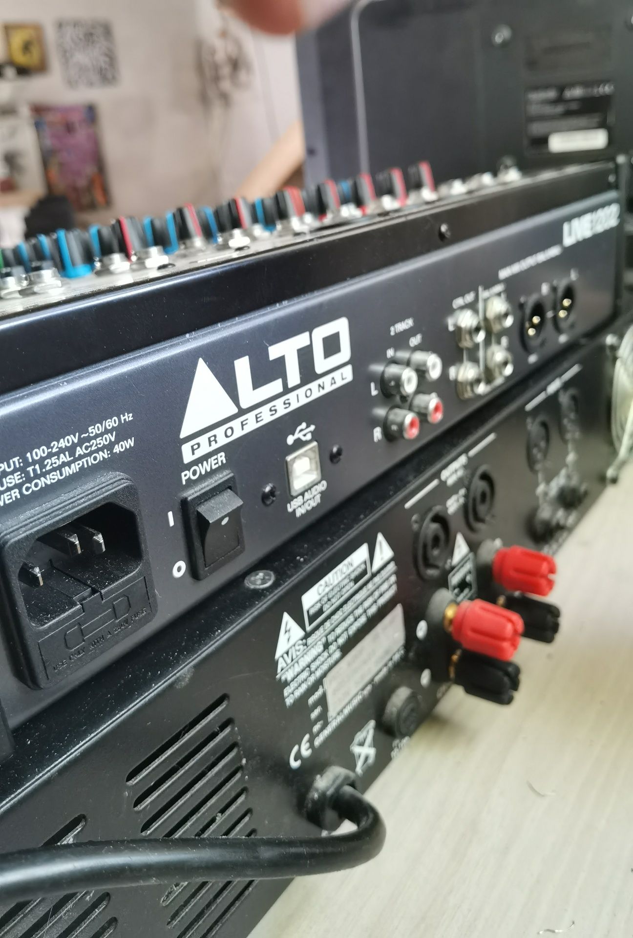 Mixer Alto 1202 live