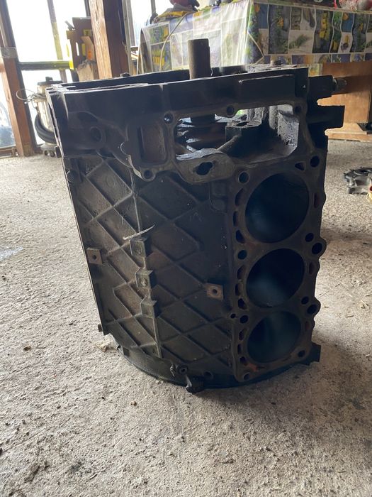 блок двигател Jeep Cherokee KJ 3.7 (dvigatel, blok Чероки )
