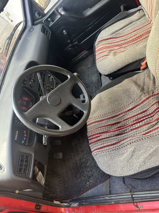 Vand dacia 1310 an 2004