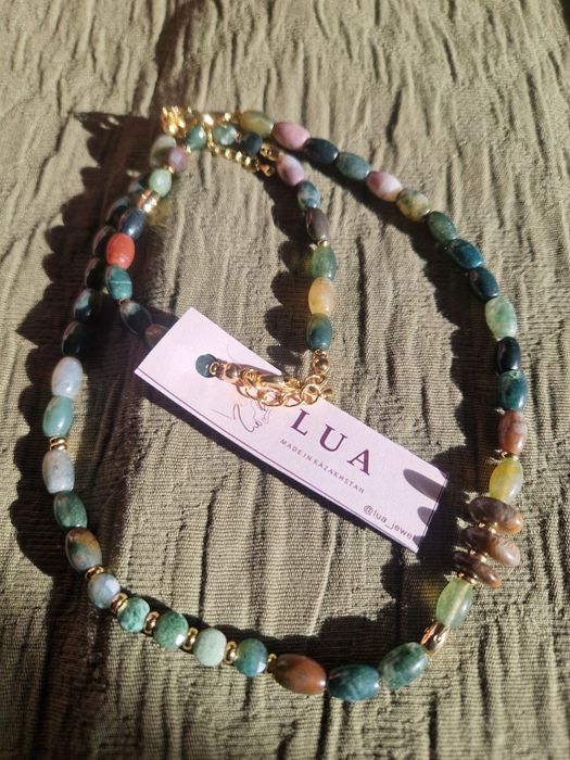 Комплект украшений из натуральных камней