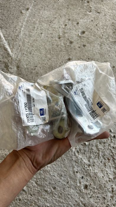 Петля топса двери hyundai accent хюндай акцент