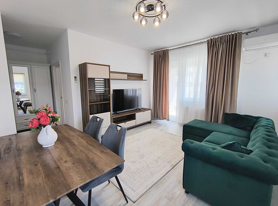 Ap. 2c decomandat cu terasa, complet mobilat si utilat, UNIREA TOWERS