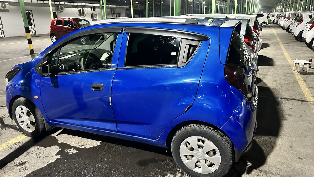 Срочно продам спарк