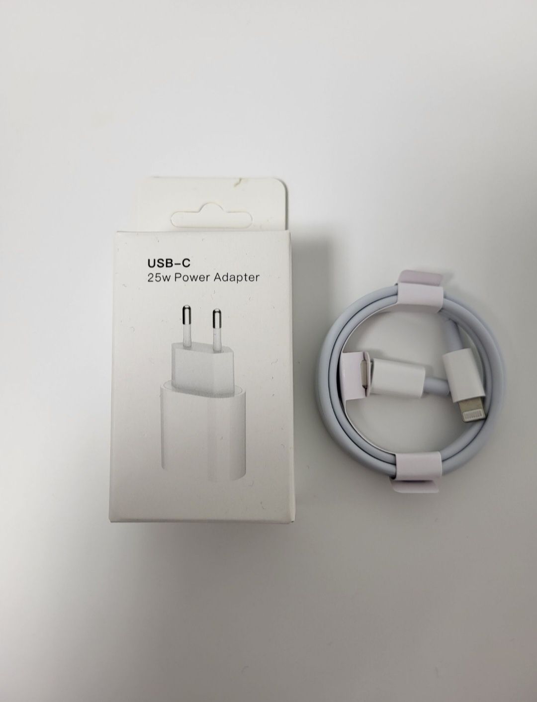 Incarcator  iPhone Fast charger, Lightning 

Adapto