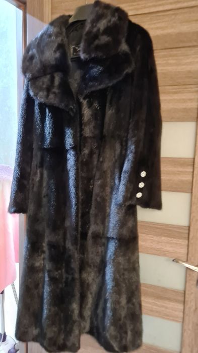 Длинная норковая шуба