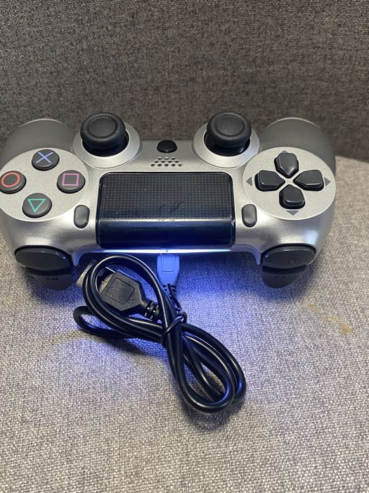 !!!НОВИ!!! Контролери за ps4 идва с зарядно (сив,лилав,и златен)