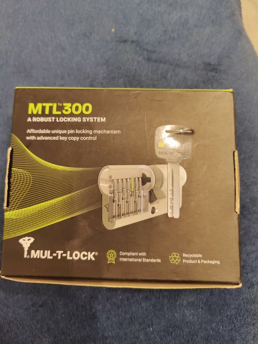 Încuietoare usa MUL-T-Lock MTL300