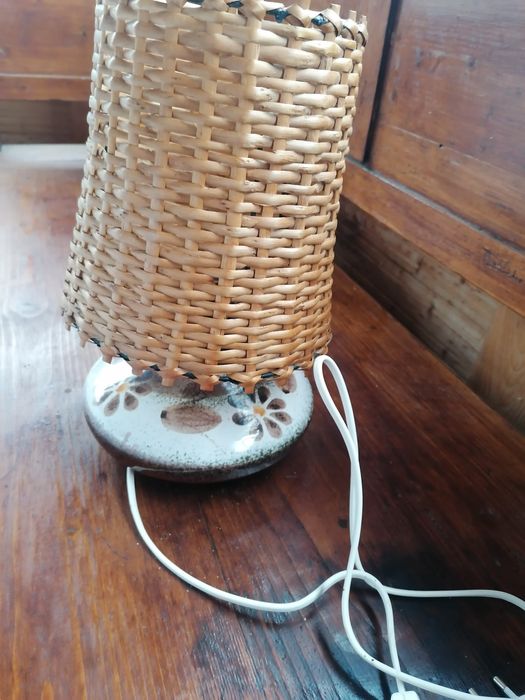 Veioza cu soclu din ceramica