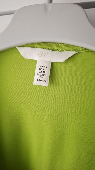 Rochie  petrecuta H&M