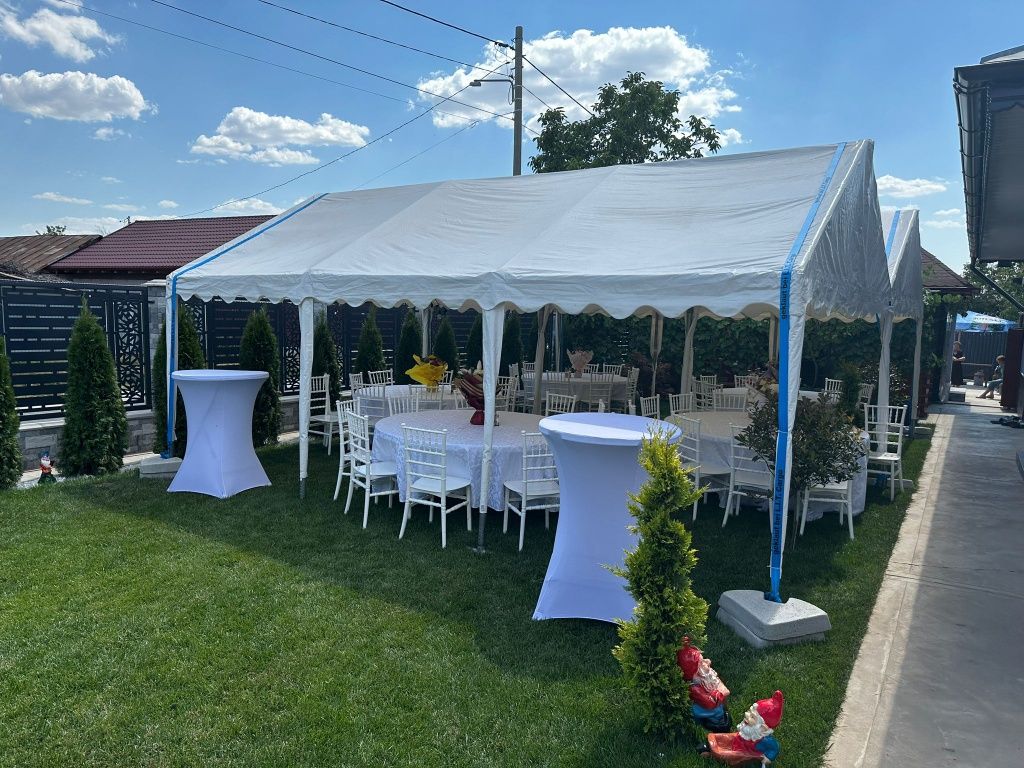 Inchiriez Scaune Chiavari/ Inchiriez Scaune pentru Evenimente