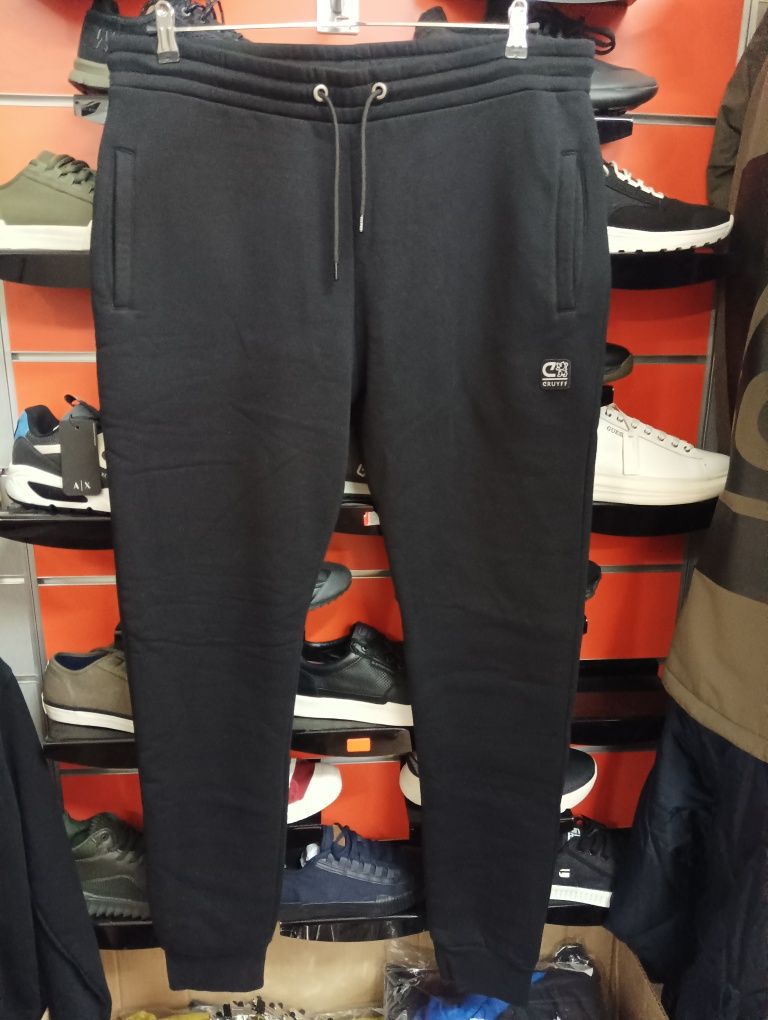 Оригинално ватирано долнище Cruyff XXL , 3XL ново мъжко g-star анцуг