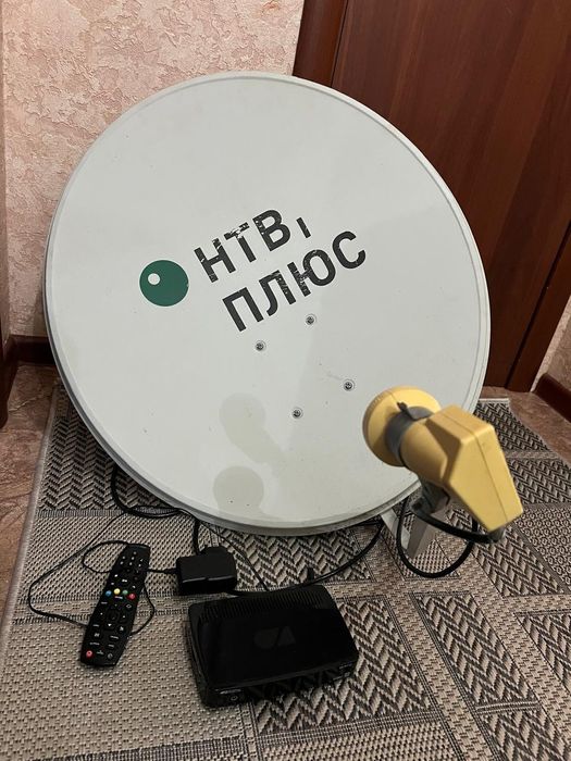 Продам триколор в хорошем состоянии