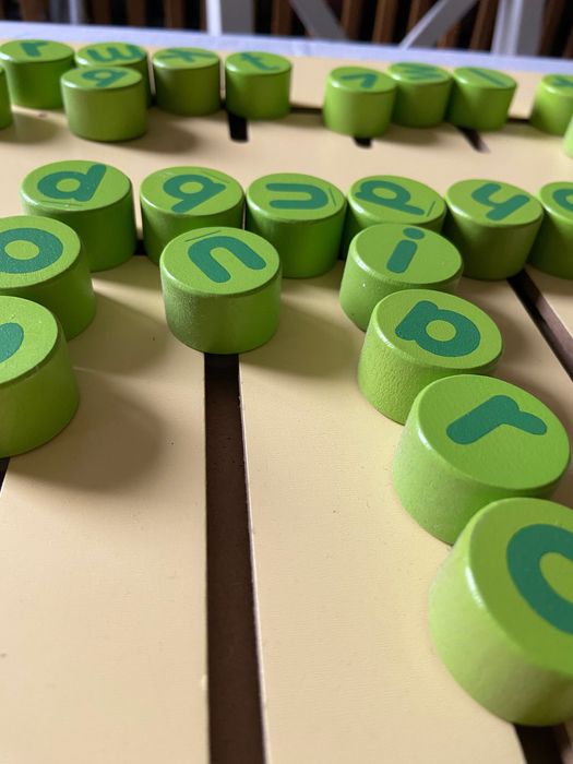 Tablă de perete alfabet Viga