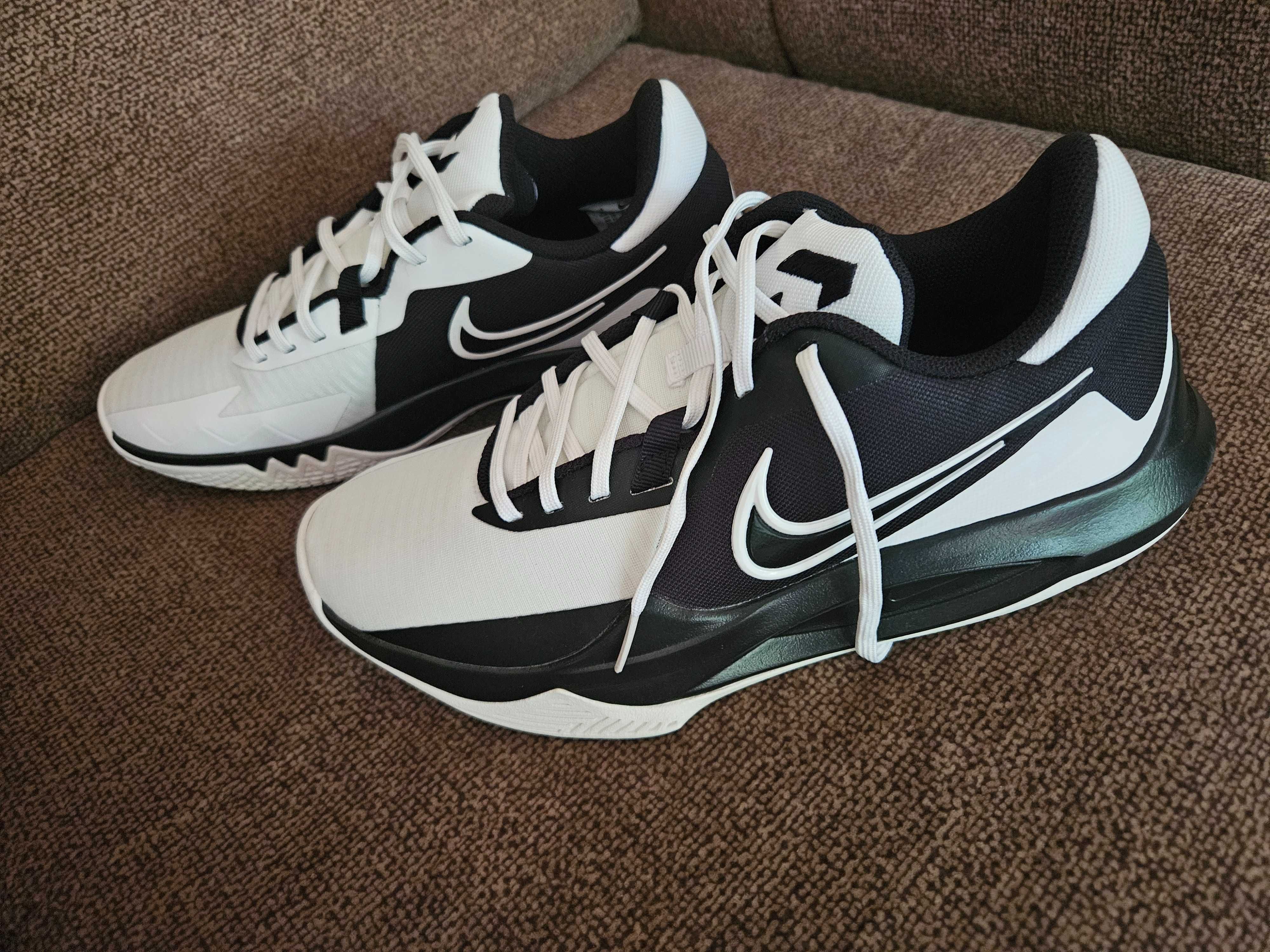 Маратонки Nike Precision 6 black&white