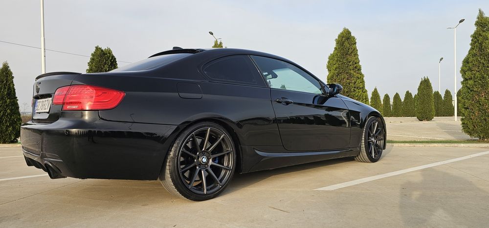 Bmw e92 Coupe  330d manual ///M Pachet impozit de 2.0