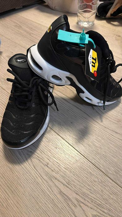 Дамски маратонки Nike