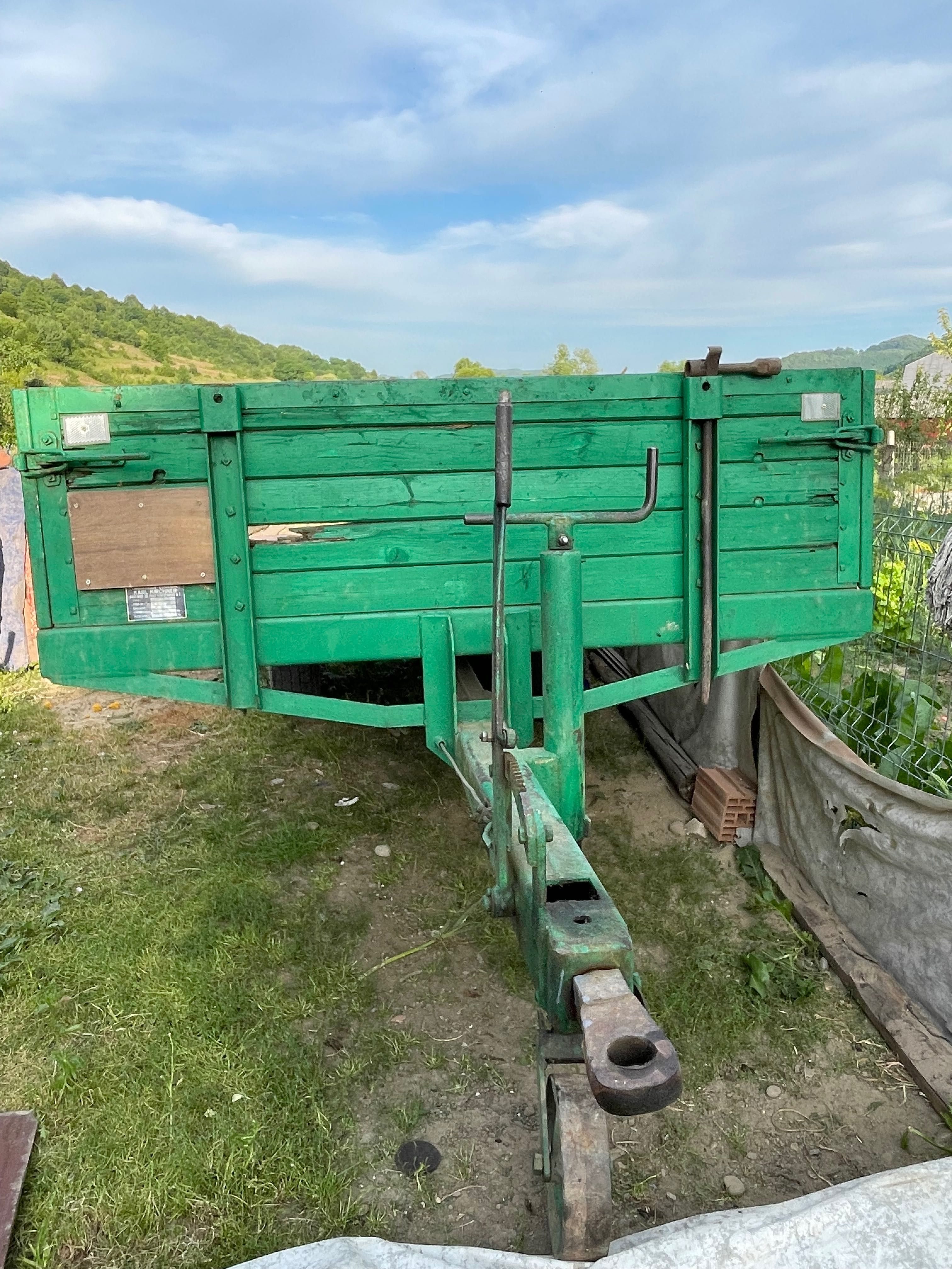 Vând remorcă pt tractor