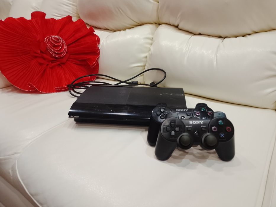 Продам Sony PlayStation super slim 3