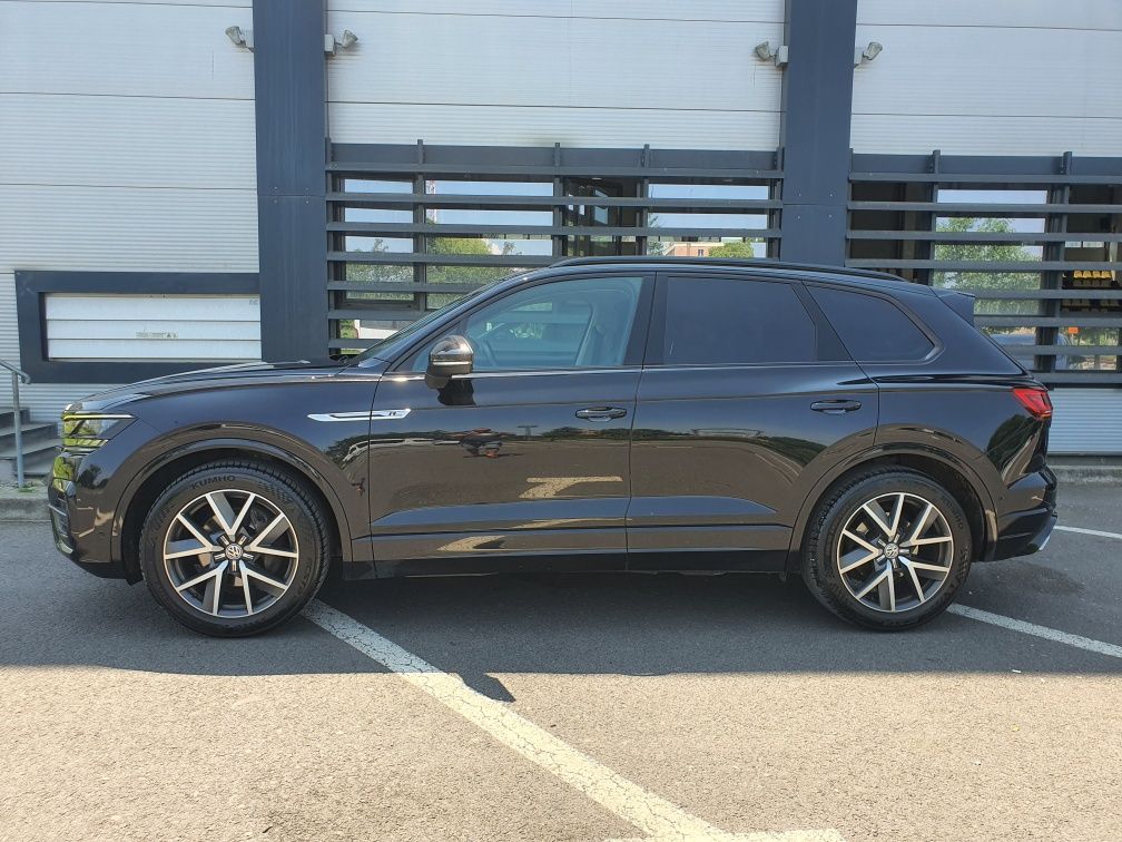 W touareg r line
