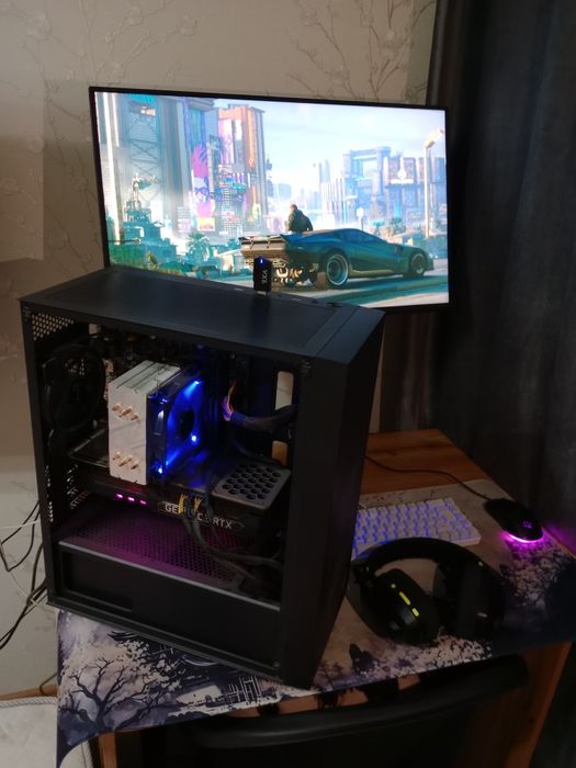 Игровой компьютер +полный комплект с столом