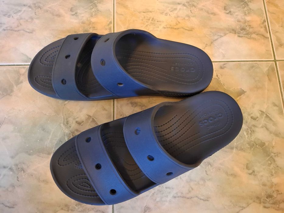 slapi Crocs EU: 45-46 US: 11