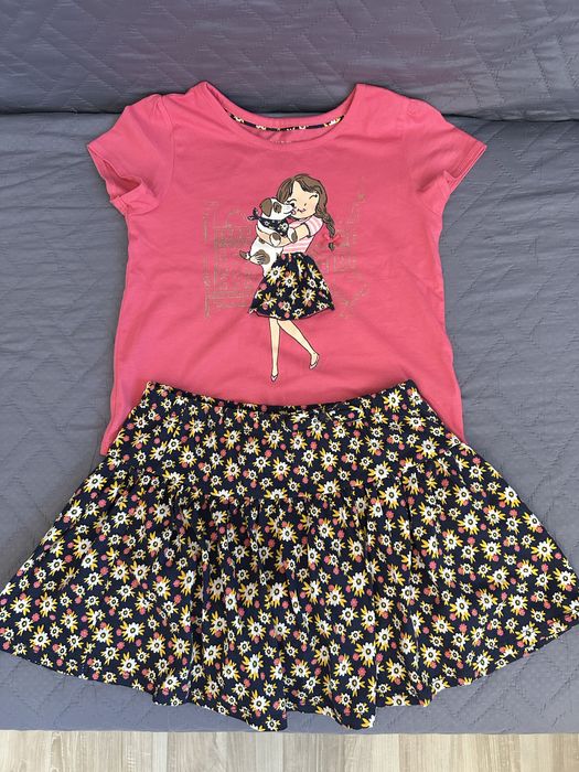 Костюм на девочку, размер 128 см. Новый.