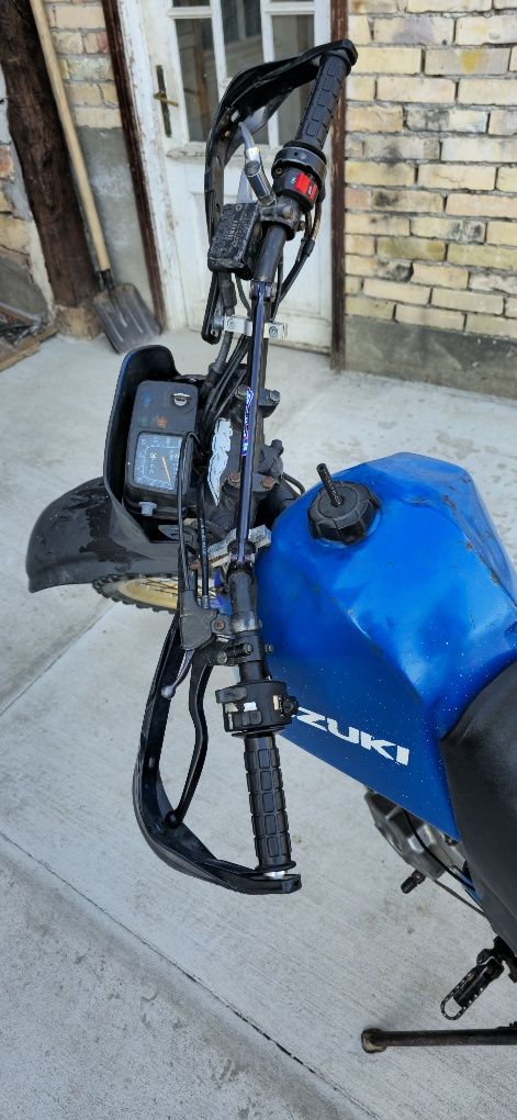 Suzuki dr600 ендуро