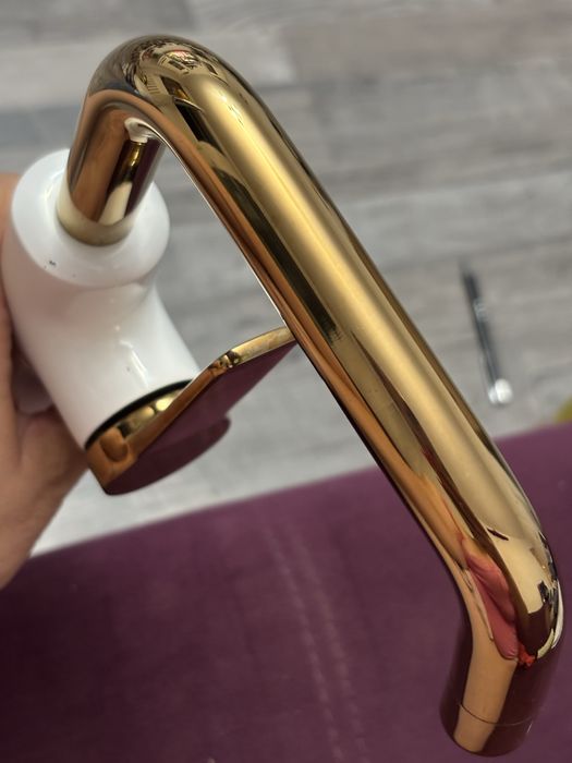 Baterie alba/auriu baie Kuchinox