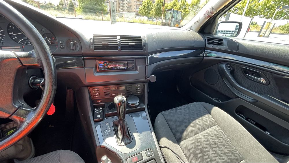 BMW E39 | 520ia