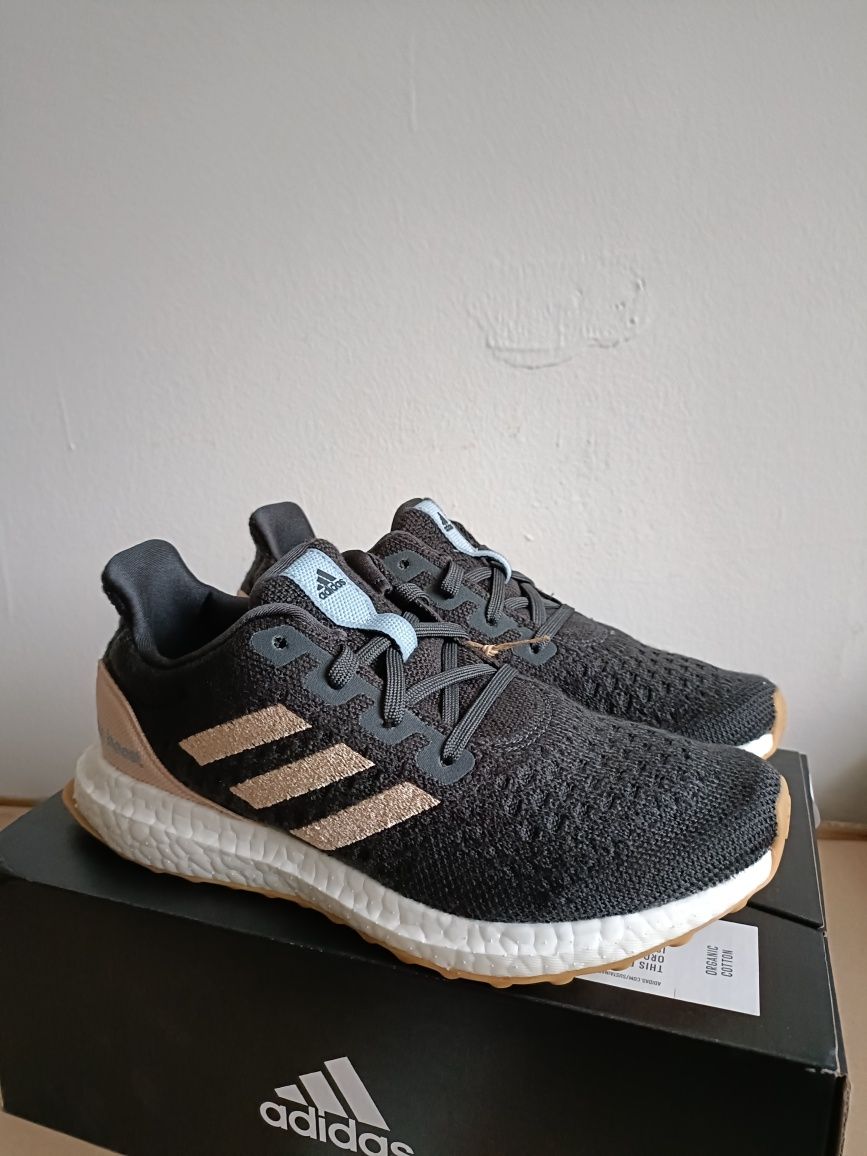 Adidas Ultraboost номер 37 1/3