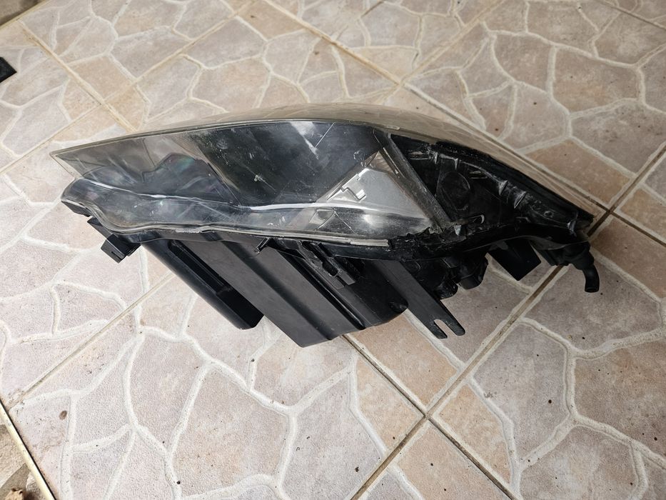 Ляв обикновен фар за Bmw E60 E61