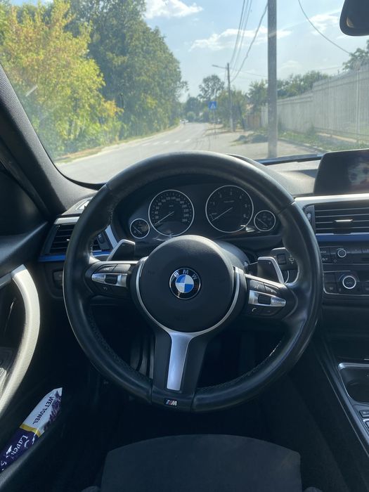 BMW F30 320d M pachet