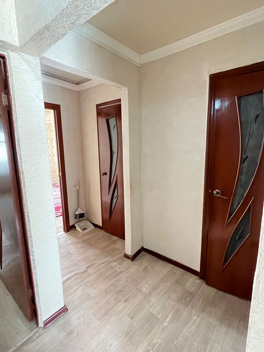 Құлсары қаласынан 5 мкр , 6 дом , 2 этаж, 3 бөлмелі кв сатылады 
5 мкр